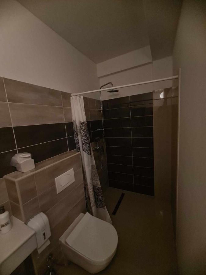Hotel Lohovo Bihac Ngoại thất bức ảnh