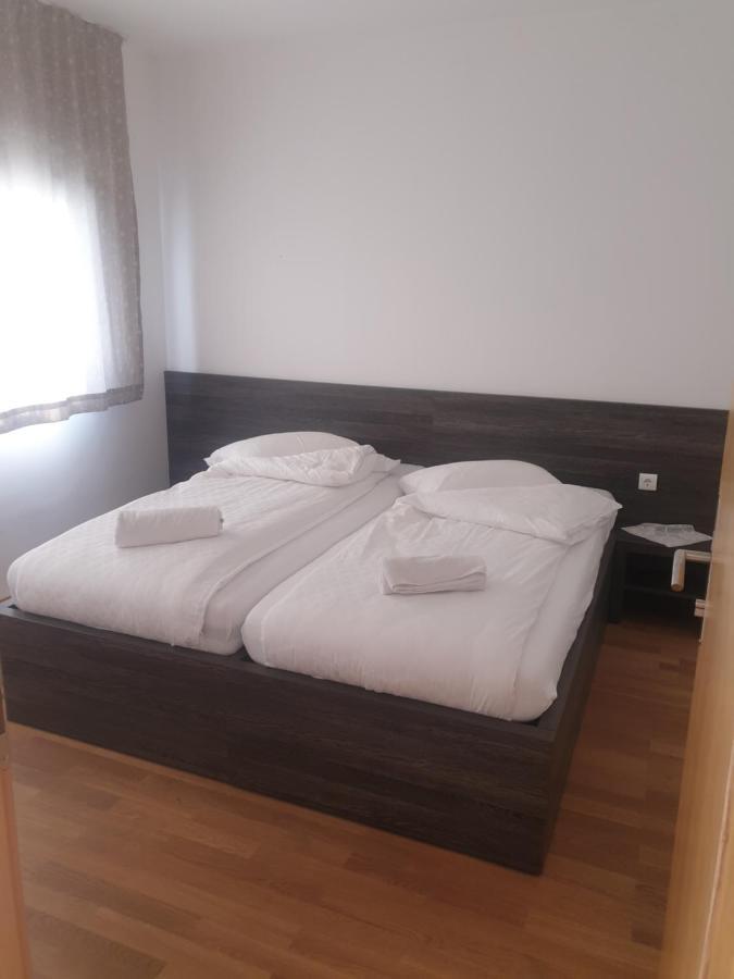 Hotel Lohovo Bihac Ngoại thất bức ảnh