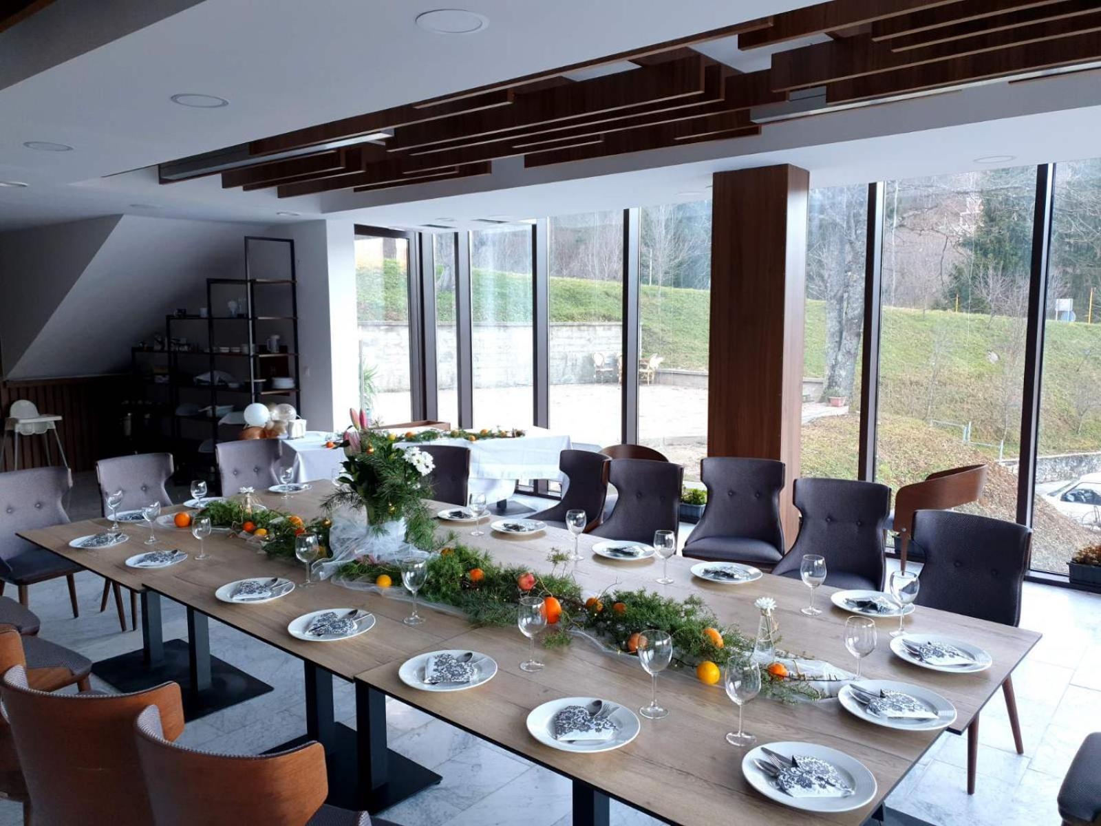 Hotel Lohovo Bihac Ngoại thất bức ảnh