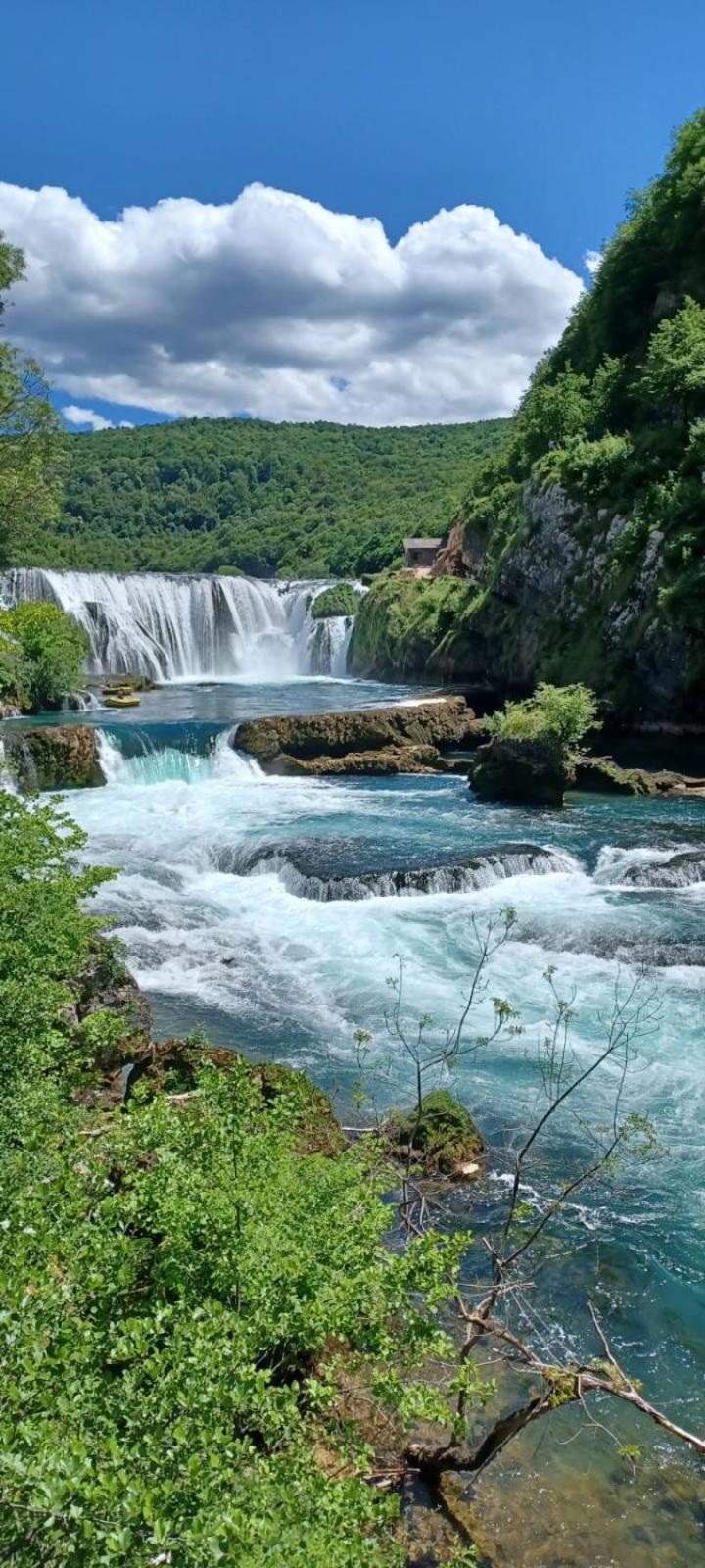 Hotel Lohovo Bihac Ngoại thất bức ảnh